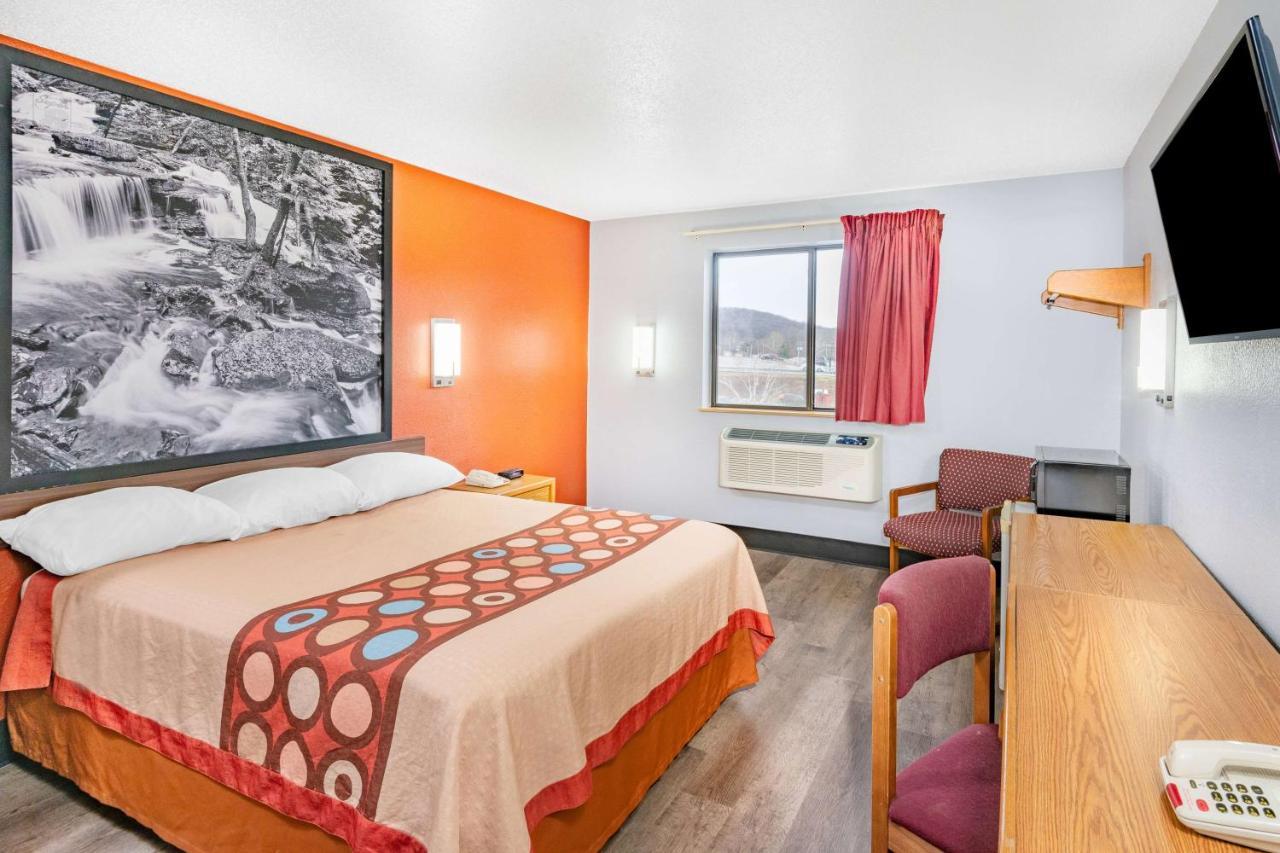 ซูเปอร์ 8 บาย วินด์แฮม เวย์เนสเบิร์ก Hotel Waynesburg ภายนอก รูปภาพ
