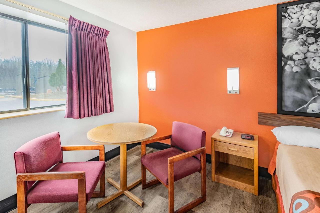 ซูเปอร์ 8 บาย วินด์แฮม เวย์เนสเบิร์ก Hotel Waynesburg ภายนอก รูปภาพ