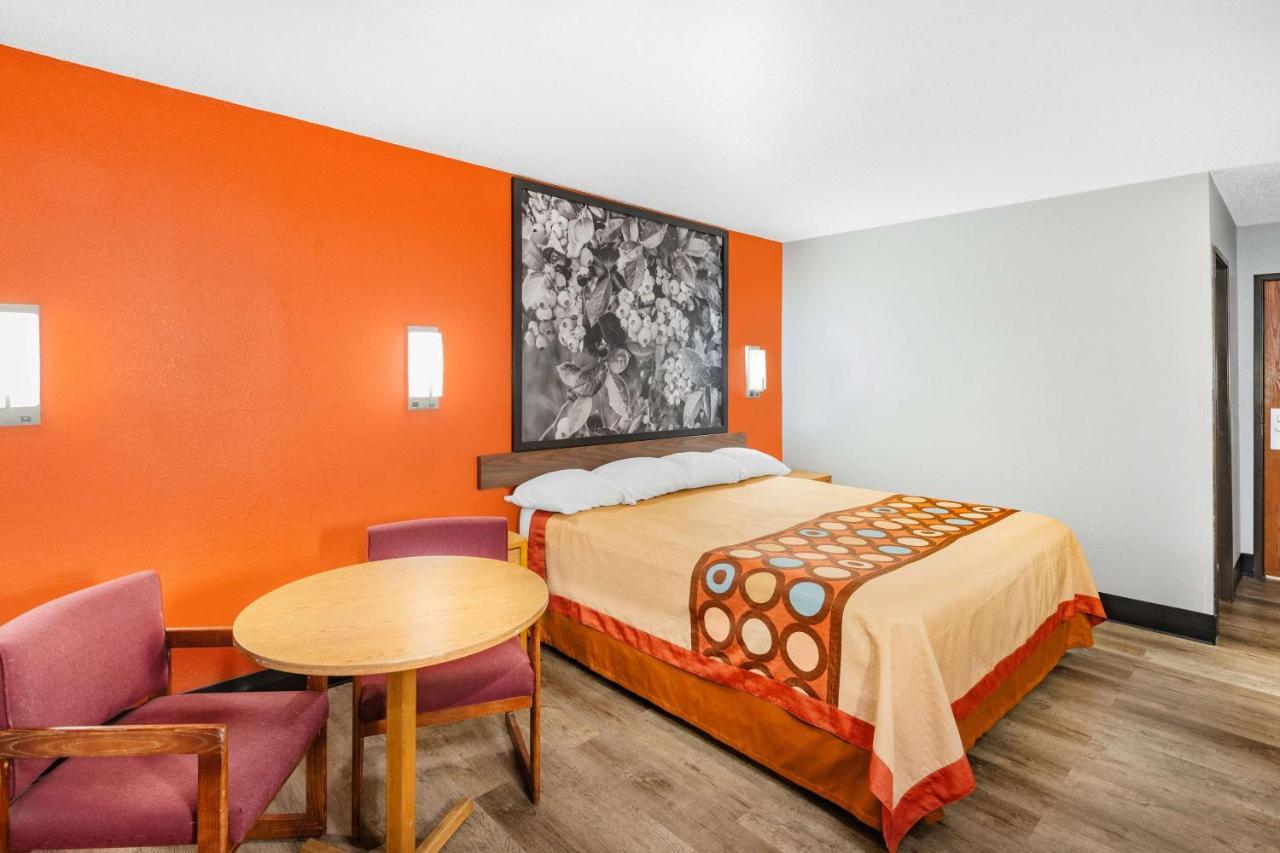 ซูเปอร์ 8 บาย วินด์แฮม เวย์เนสเบิร์ก Hotel Waynesburg ภายนอก รูปภาพ