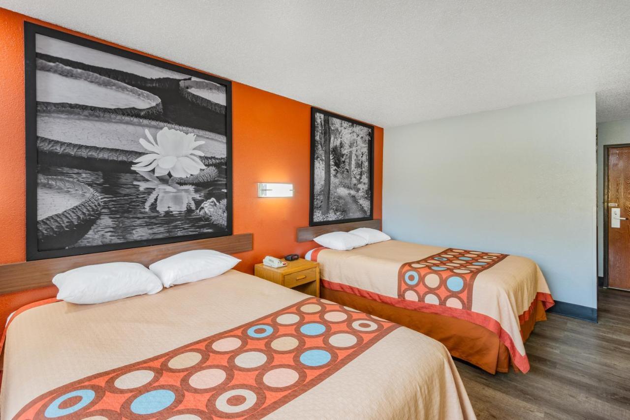 ซูเปอร์ 8 บาย วินด์แฮม เวย์เนสเบิร์ก Hotel Waynesburg ภายนอก รูปภาพ